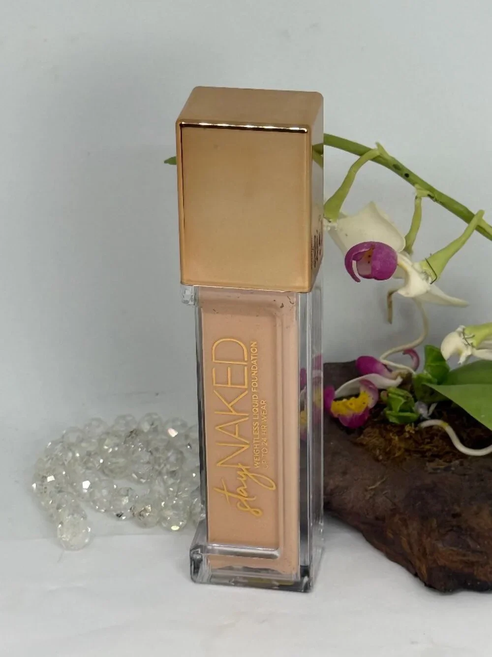 Urban Decay Stay Naked Weightless Liquid Foundation - 20CP - 1 fl oz - New